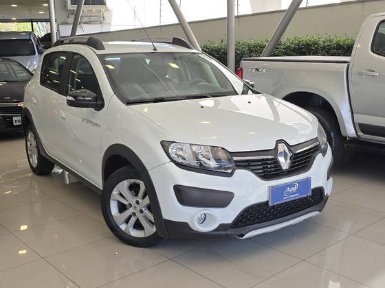 RENAULT SANDERO 1.6 STEPWAY 8V FLEX 4P MANUAL RENAULT SANDERO 1.6 STEPWAY 8V FLEX 4P MANUAL